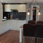 Spar Chalet *